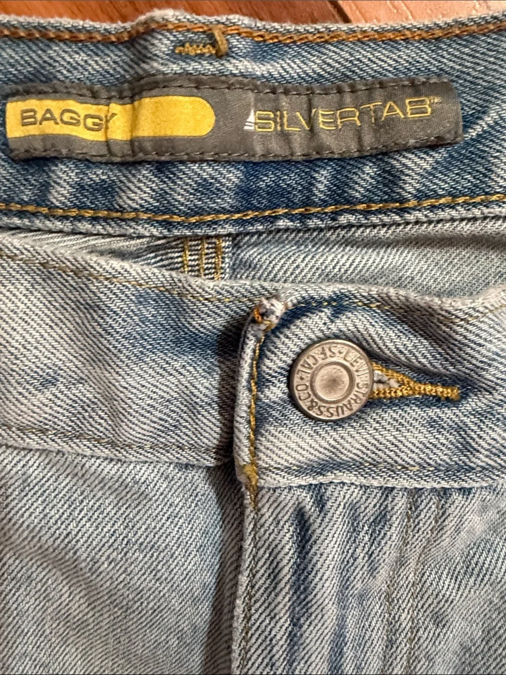 Levis classic levi
